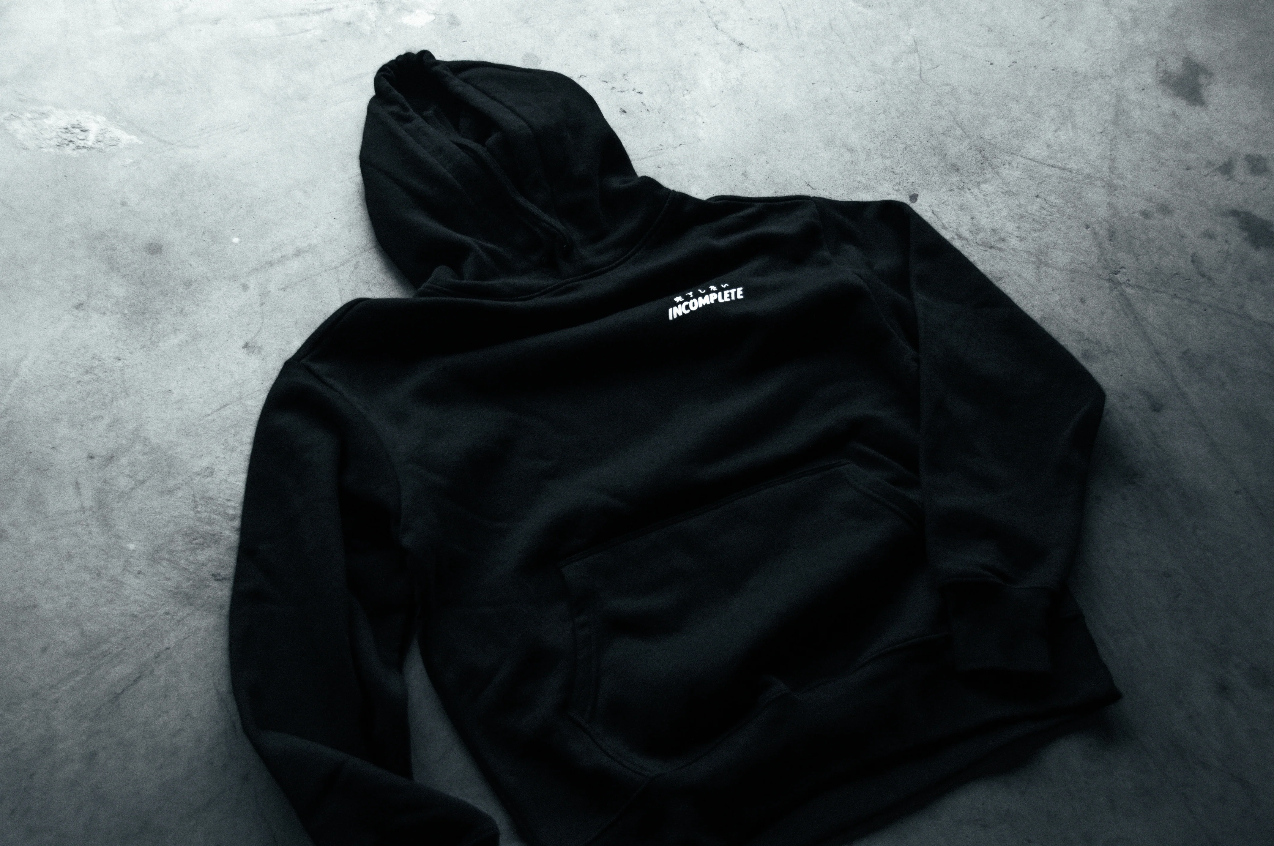 Incompletegl Unisex Grocery Runner - Oversized Hoodie - Black - 400 GSM (Size S, M, L, XL, XXL) - Image 3